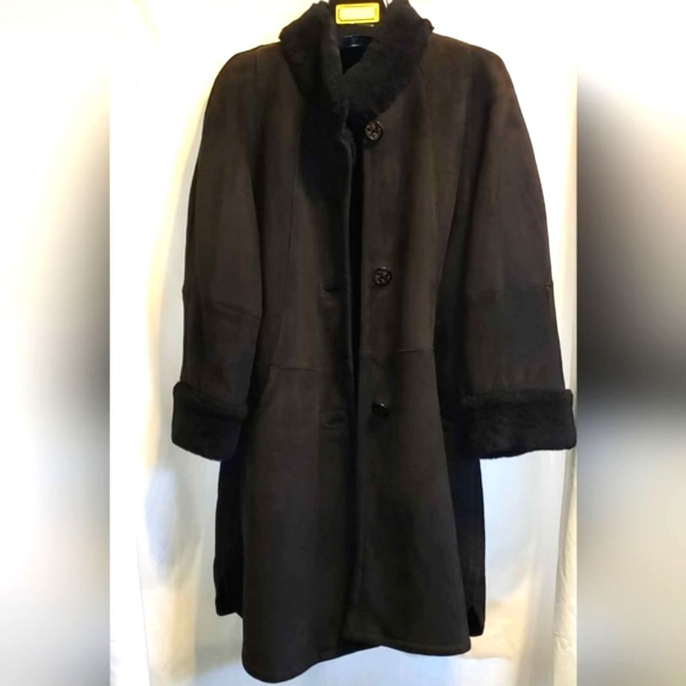 Women's Shearling Style Leather Coat Size-L Petite SEE MEASUREMENTS NWOT